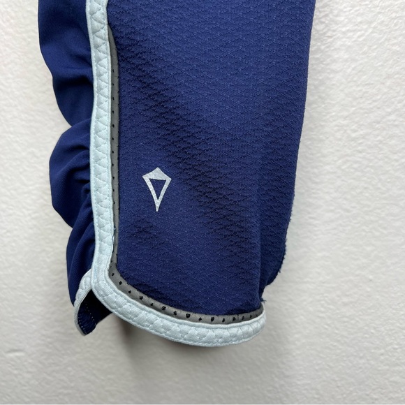 Ivivva Size 12 Girls Crop Leggings Blue - Picture 5 of 8